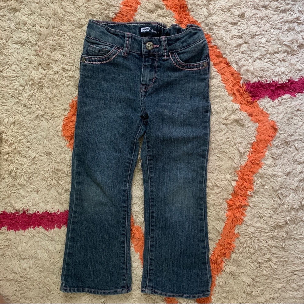 ☀️Girls bootcut Levi’s